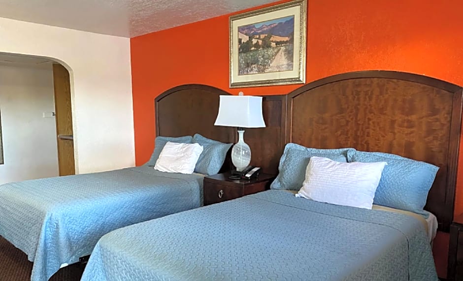 Travelodge by Wyndham Farmington Hwy 64
