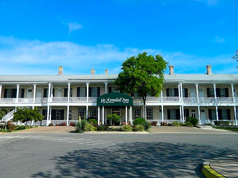 Ye Kendall Inn