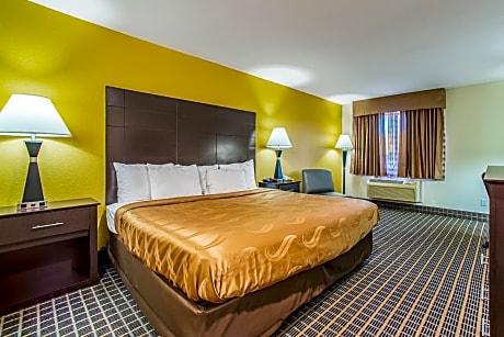 Standard King Room - Non-Smoking