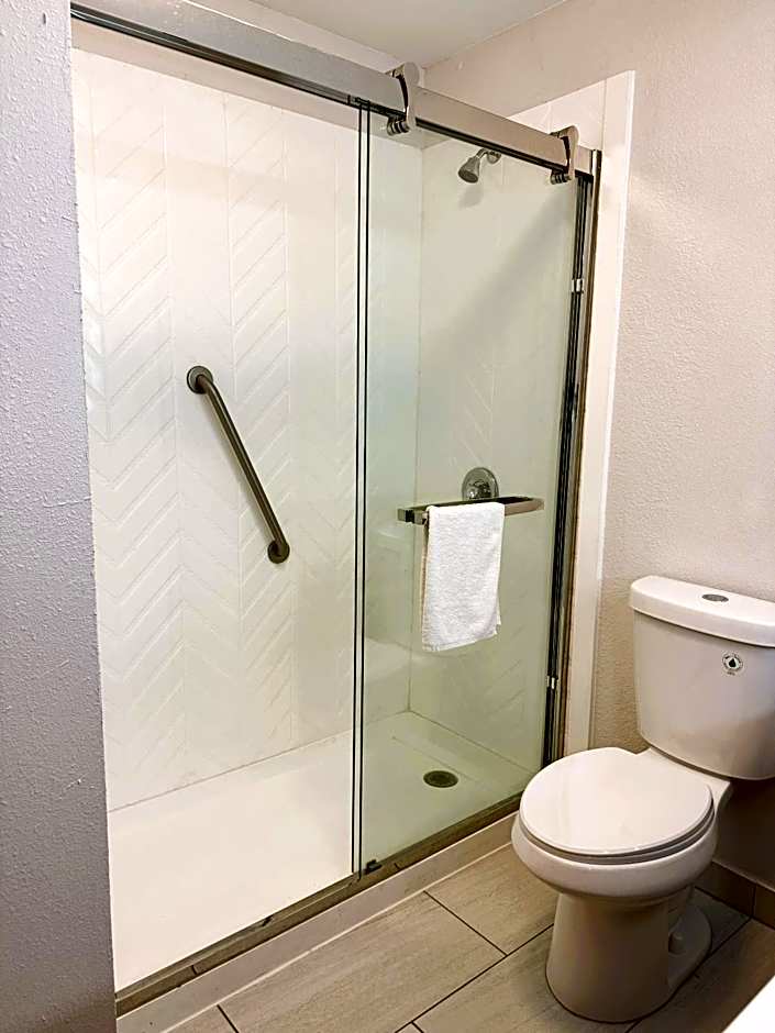Comfort Inn & Suites Sheboygan I-43