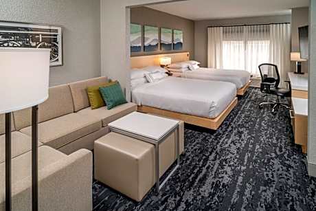 Guest room, 2 Queen, Sofa bed