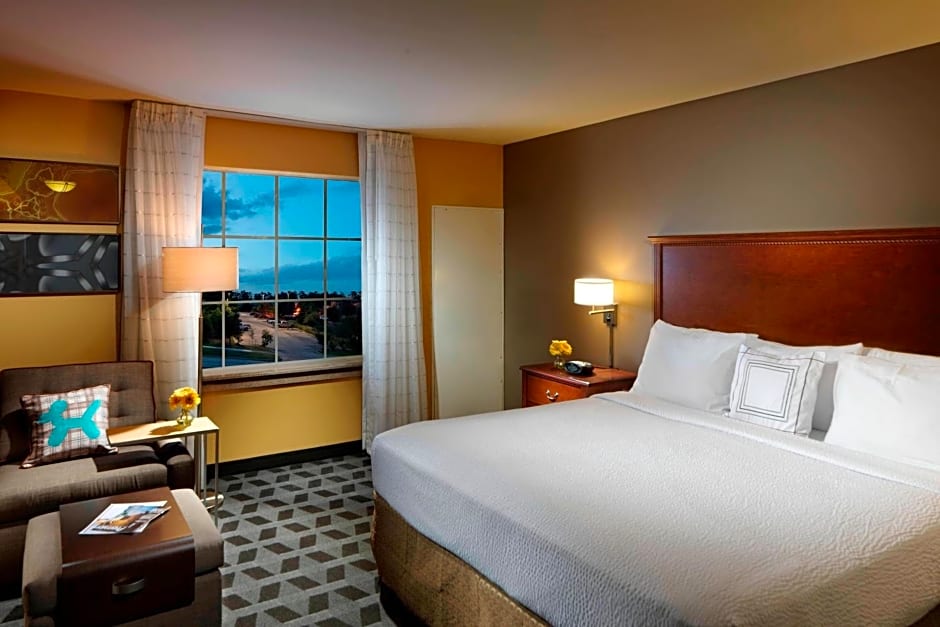 TownePlace Suites by Marriott Houston Intercontinental Airport