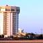 Holiday Inn Charleston-Riverview