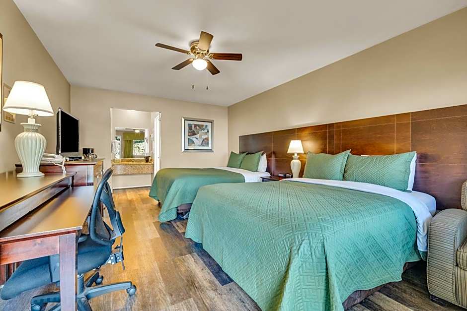 Scottish Fairway Inn