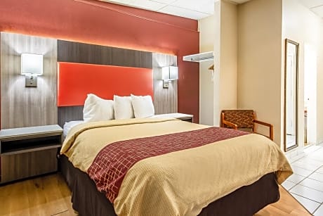 Accessible Kitchenette Suite