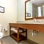 Comfort Suites Rochester Henrietta University Area