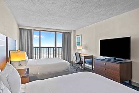 2 Queen Beds-Ocean Front-Balcony-Nosmoking