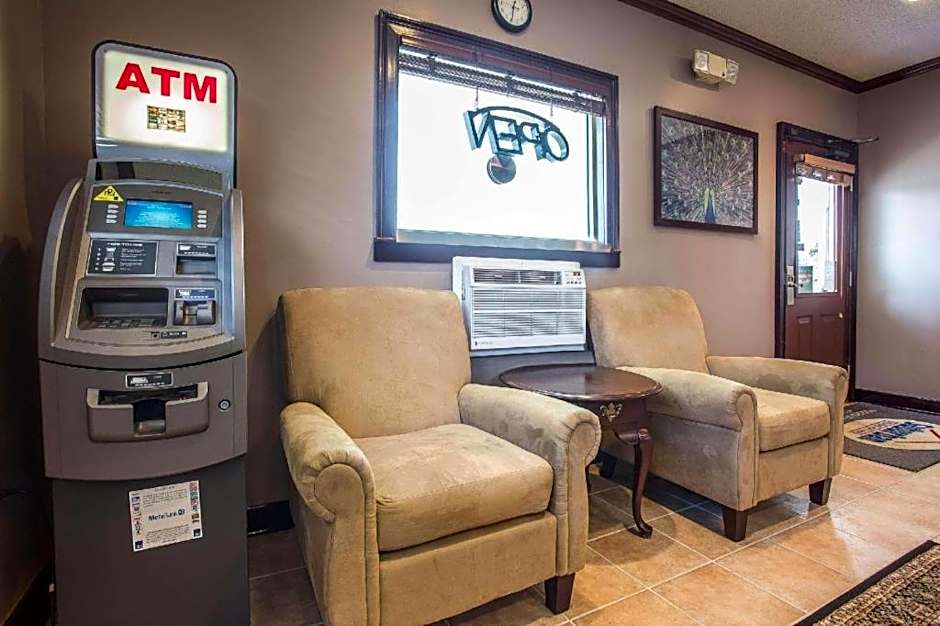 Suburban Studios Charlotte-Ballantyne