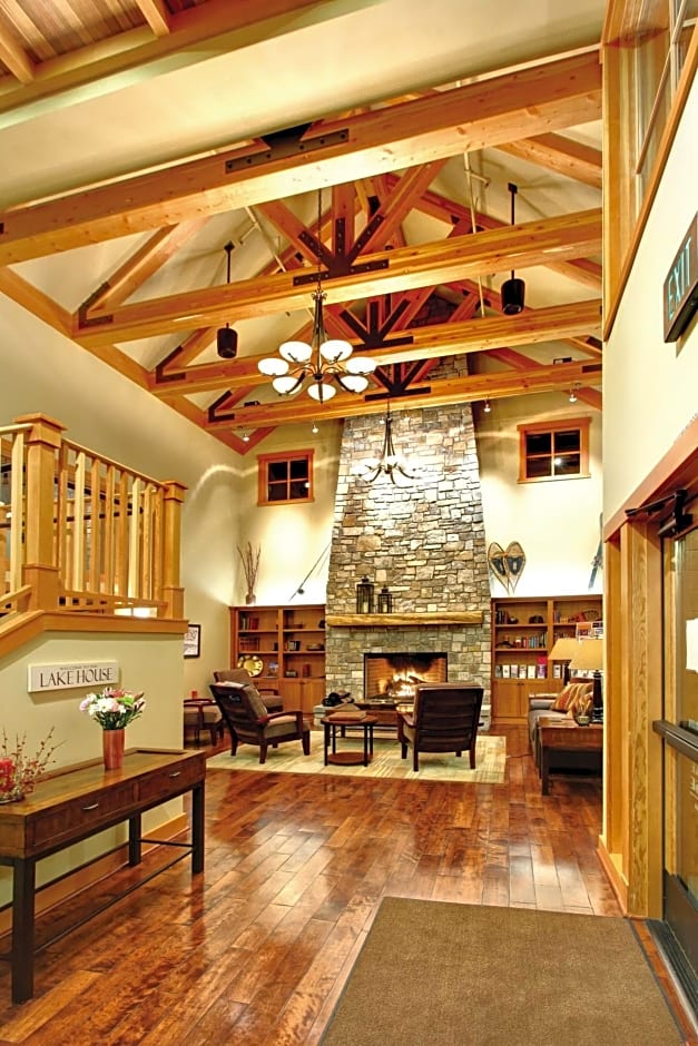 WorldMark Chelan Lake House