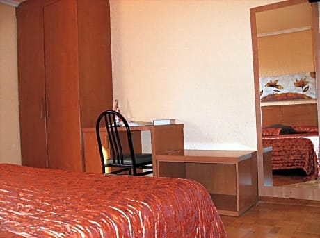 Hotel Yamaguchi - Alojamientos en SANGUESA