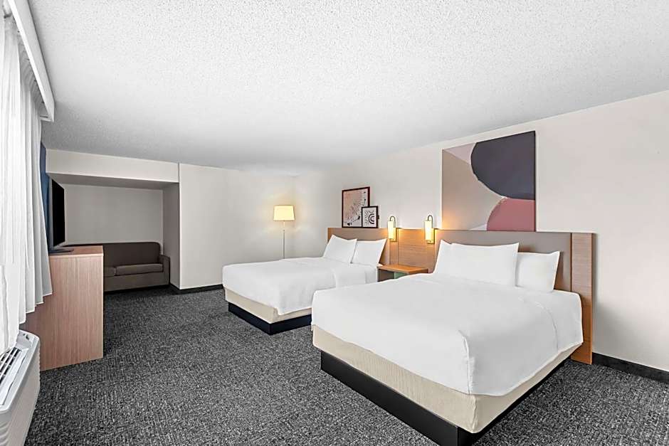 Spark by Hilton Cedar Falls