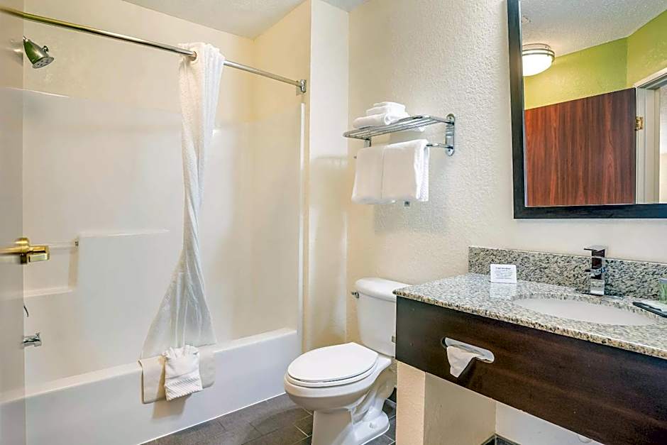 Sleep Inn & Suites Jacksonville near Camp Lejeune