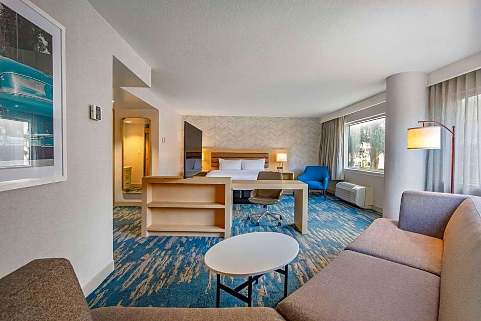 DoubleTree by Hilton LAX - El Segundo