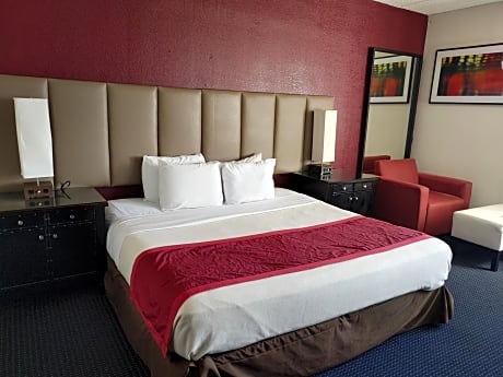 Standard King Room