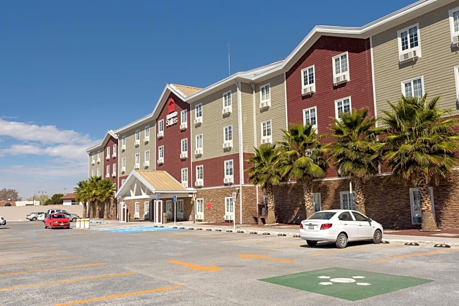 Extended Suites Tijuana Macroplaza