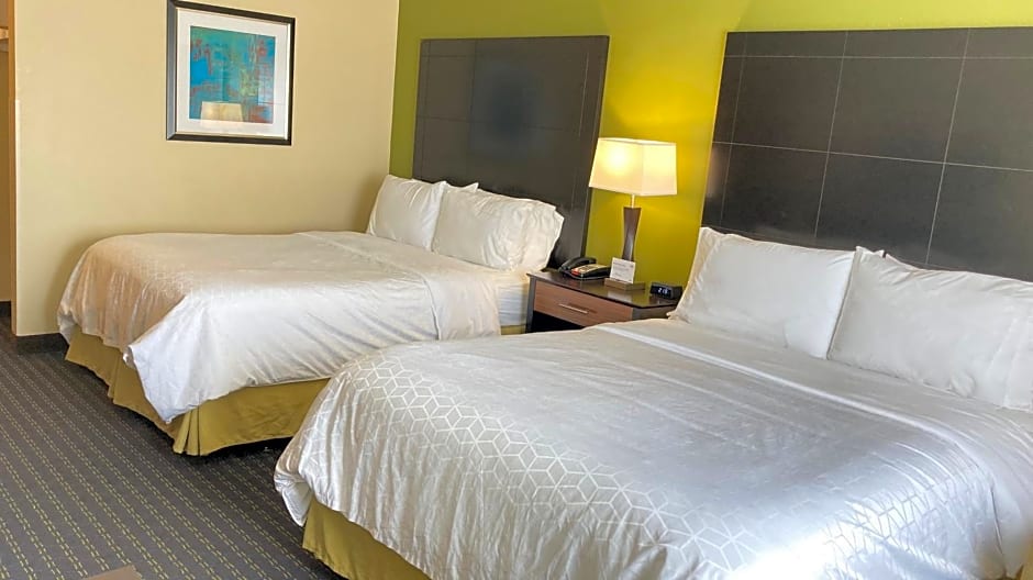 Holiday Inn Express Hotel & Suites Edmond
