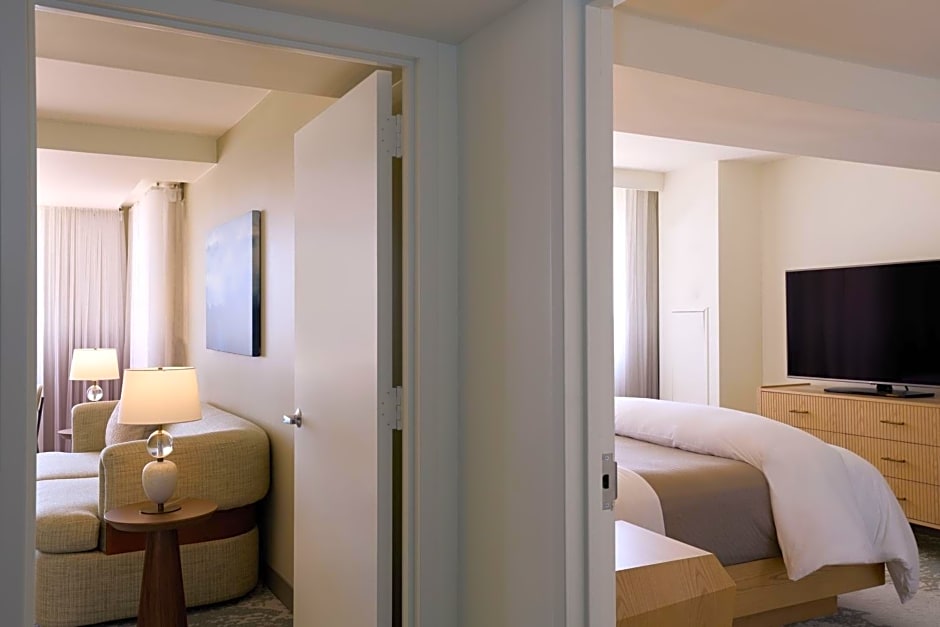 The Westin Los Angeles Airport