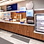 Holiday Inn Express Hotel And Suites Columbus Edinburgh