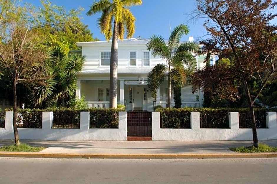 Amsterdam s Curry Mansion Inn