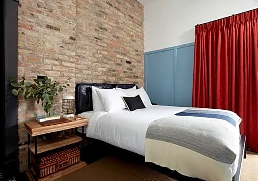 The Chicago Hotel Collection Wrigleyville