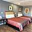 Fireside Inn By The Beach Boardwalk & Bowling