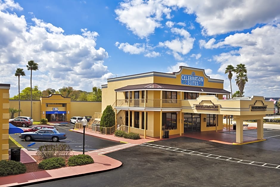 Celebration Suites At Old Town