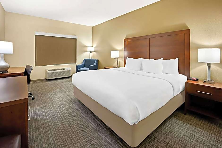 Comfort Inn & Suites High Point - Archdale