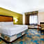 La Quinta Inn & Suites by Wyndham St. Pete-Clearwater Airport