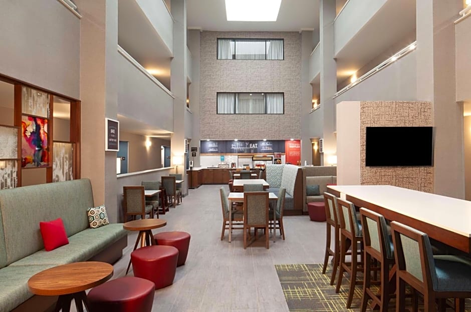 Hampton Inn By Hilton Athens