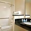 Fairfield Inn & Suites by Marriott Quincy