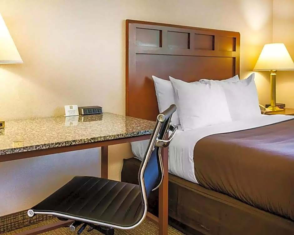 Quality Inn Kirkland