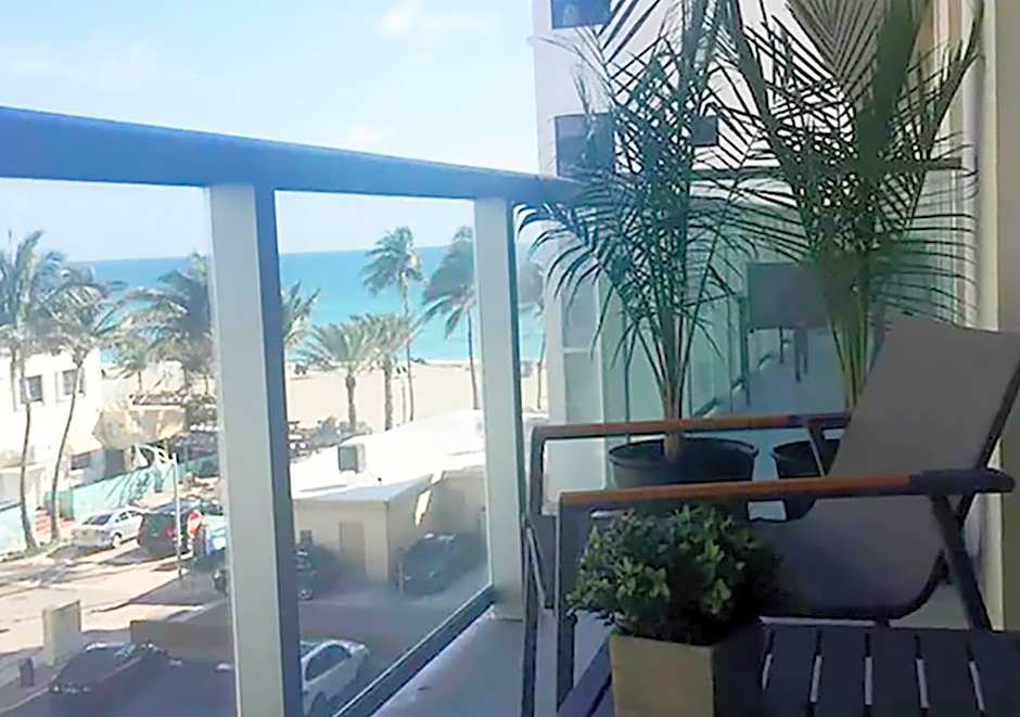 Global Rent Apart - Costa Hollywood