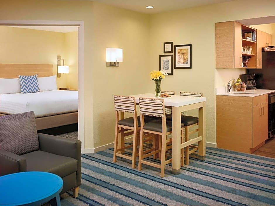 Sonesta ES Suites St. Louis Westport