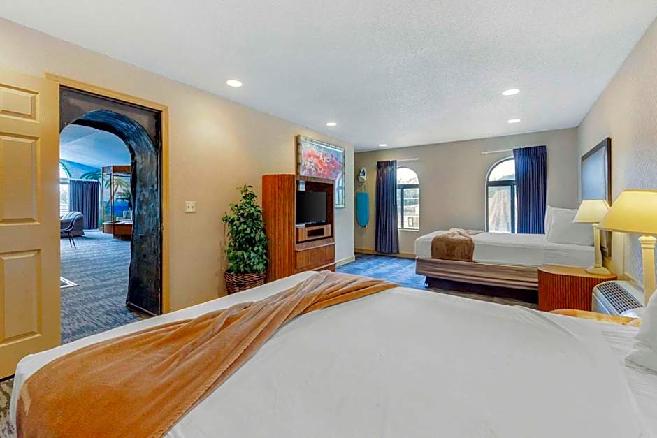 Atlantis Family Waterpark Hotel, Ascend Hotel Collection