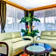 Super 8 by Wyndham - Crabtree Raleigh