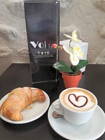 Vola Club Bed Breakfast