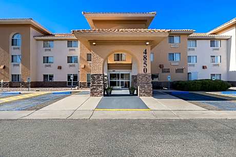 Comfort Inn & Suites near Kino Sports Complex