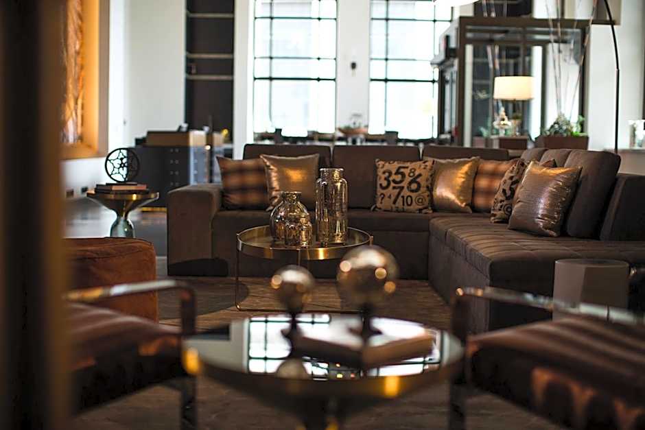 Renaissance by Marriott Allentown Hotel