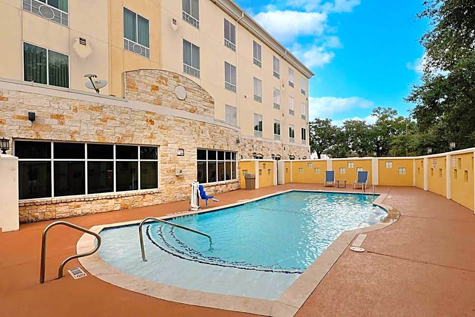 Holiday Inn Express & Suites Houston Northwest-Brookhollow