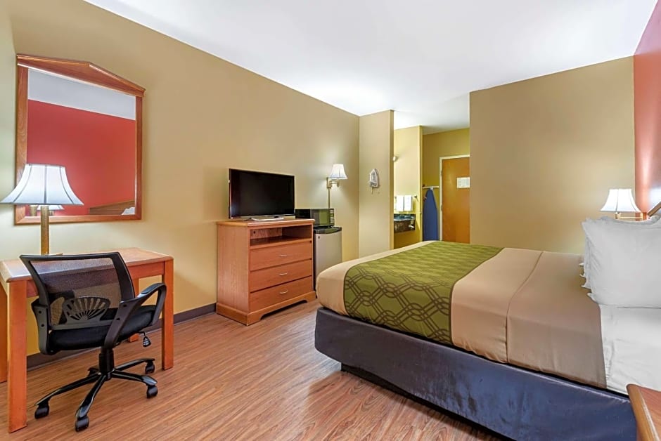 Econo Lodge Louisville Airport