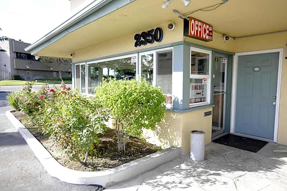 Victoria Motel