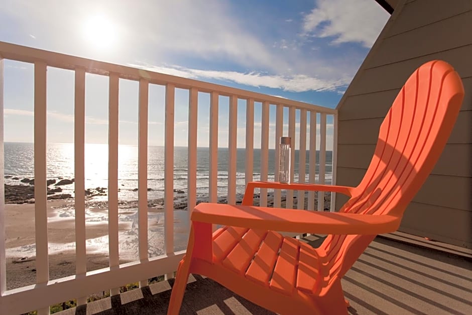 The Coho Oceanfront Lodge