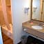 Days Inn & Suites by Wyndham Lodi