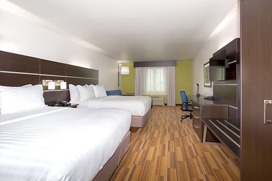 Holiday Inn Express & Suites Lincoln I - 80