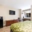 Econo Lodge Inn And Suites East