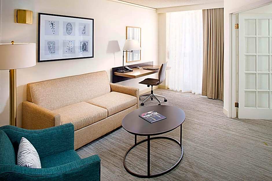 Hilton Atlanta Perimeter Suites