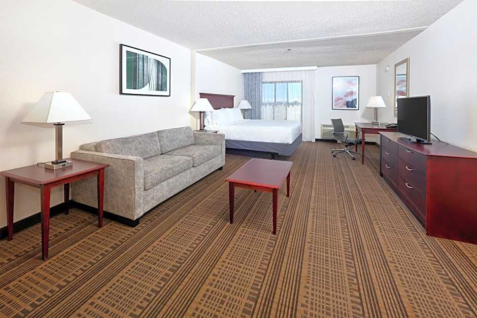 Holiday Inn Hotel & Suites Santa Maria