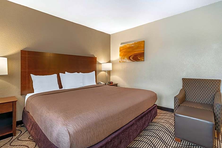 Best Western John Muir Inn