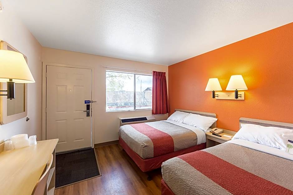 Motel 6-Klamath Falls, OR