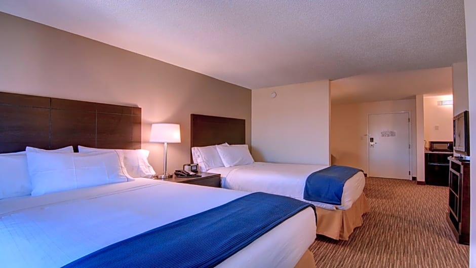 Holiday Inn Express & Suites Alpharetta